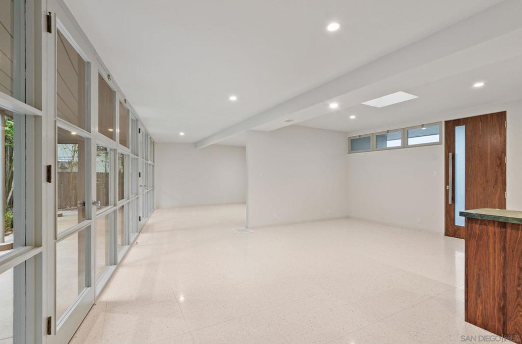 MLS #250030697SD img 9