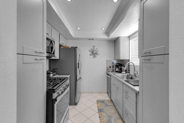 Details for 2180 Palm Canyon Drive 34, Palm Springs, CA 92264