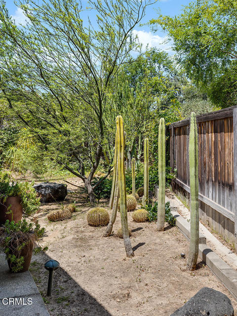 1199 Arden Road, Pasadena CA: https://media.crmls.org/mediaz/a0601cd0-8278-4007-9727-ecc7acad7386.jpg