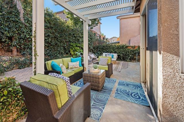 2975 River Shadow Ct, Alpine CA: https://media.crmls.org/mediaz/a06067a2-27f6-4aa0-b568-b8e7bcc38036.jpg