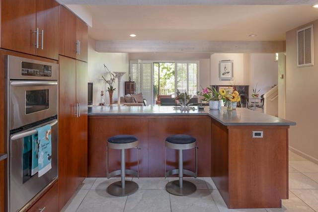 9662 Willow Court, Carmel CA: https://media.crmls.org/mediaz/a061328d-d5a8-4e8d-9244-d91a52d78d6a.jpg