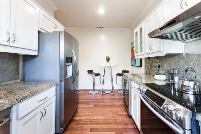 548 Everett Avenue, Palo Alto CA: https://media.crmls.org/mediaz/a0618fa9-1fa2-440b-b870-611d50cecddb.jpg