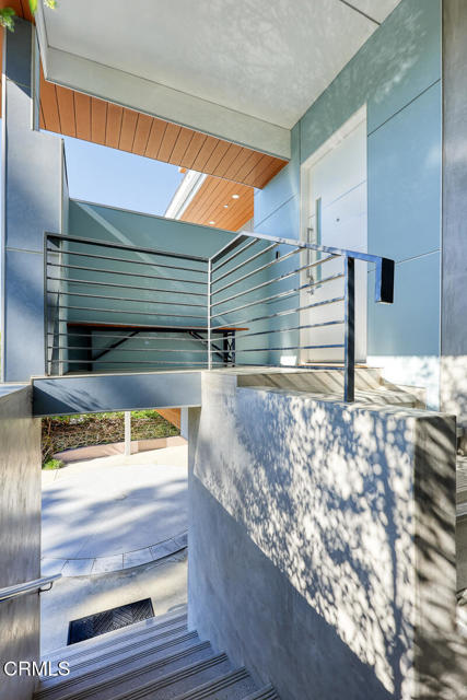 Detail Gallery Image 12 of 74 For 2336 Hidalgo Ave, Los Angeles,  CA 90039 - 4 Beds | 4 Baths