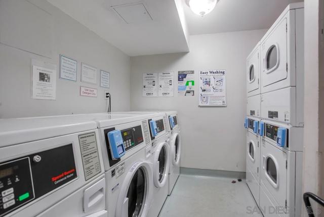 Image 39 of 44 For 4600 Lamont Street  212