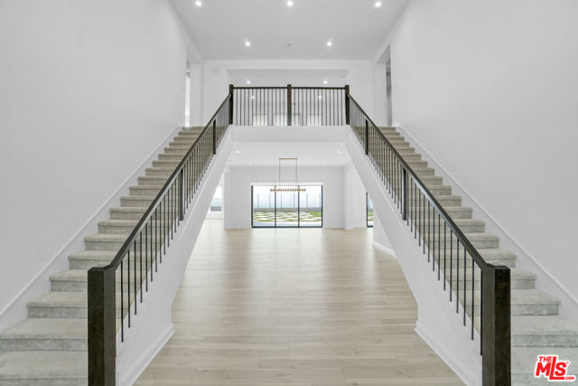 20188 W Marlow Lane, Porter Ranch CA: https://media.crmls.org/mediaz/a062d85f-fb4e-4174-9676-4f78a01f70ee.jpg