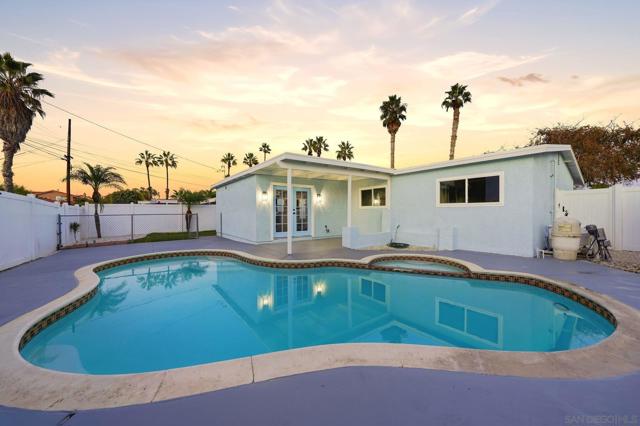 1224 Louden Ln, Imperial Beach CA: https://media.crmls.org/mediaz/a062e002-9443-4077-97f4-5521a38b41e8.jpg