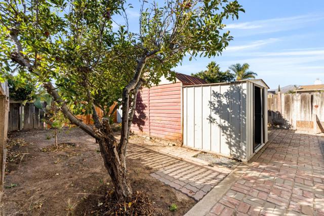 641 Main Street, Soledad CA: https://media.crmls.org/mediaz/a063c514-d923-4936-a5bd-381541bcf449.jpg