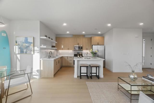 809 Fassler Avenue, Pacifica CA: https://media.crmls.org/mediaz/a06600ad-8251-44bb-b9f3-f2b3f6e53621.jpg