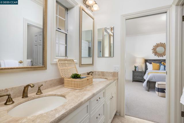 2398 Ironwood Pl, Alamo CA: https://media.crmls.org/mediaz/a0661757-3fe8-4132-b4c1-9ed66202dc57.jpg