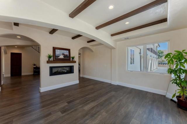 8440 Lovers Lane, Hollister CA: https://media.crmls.org/mediaz/a0664b77-a4b5-4353-ac11-0172dbaaf951.jpg