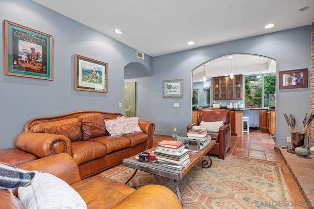 Image 11 of 50 For 2238 Oceanview Rd