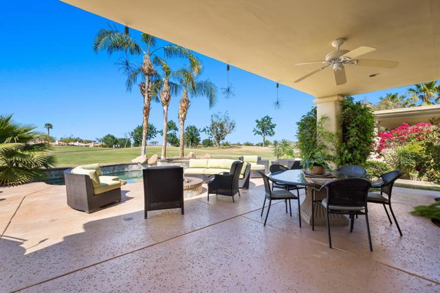80080 Riviera, La Quinta CA: https://media.crmls.org/mediaz/a06690a8-ec5d-4e3b-860b-da0de37b2b32.jpg