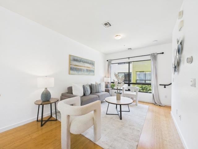 904 Zephyr Drive, Oakland CA: https://media.crmls.org/mediaz/a066a089-2b94-4fd4-8b21-74ee6706220e.jpg