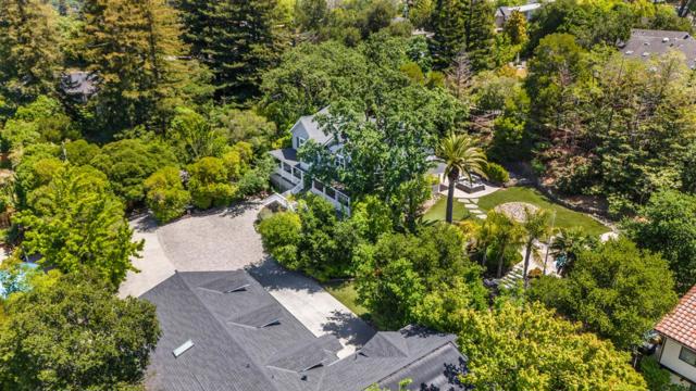 1353 Edgewood Road, Redwood City CA: https://media.crmls.org/mediaz/a066d750-9d3b-475c-aeeb-8c4210622265.jpg