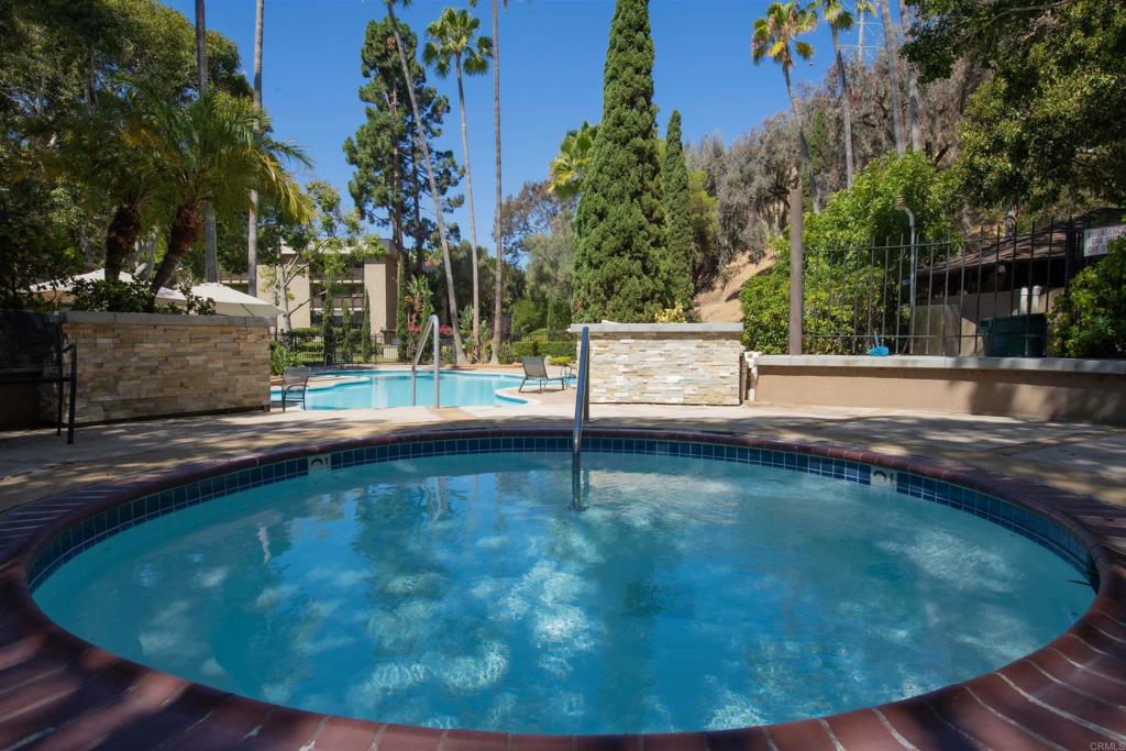 6304 Friars Rd - photo 16