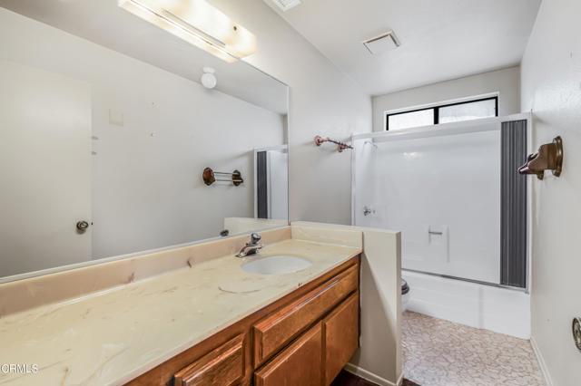 Detail Gallery Image 21 of 46 For 3063 Marigold Pl, Thousand Oaks,  CA 91360 - 3 Beds | 2/1 Baths