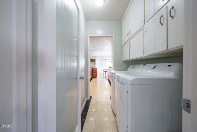 Image 23 of 46 For 4711 Briggs Avenue