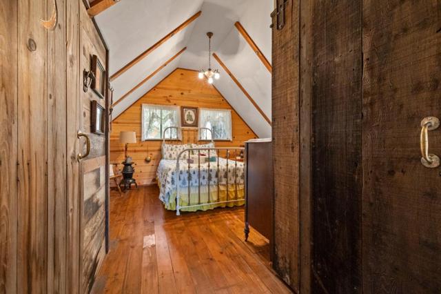 29380 Lassen Drive, Cold Springs CA: https://media.crmls.org/mediaz/a06931f2-4843-4104-a8e0-e653b3d26445.jpg