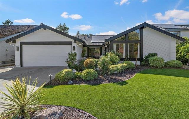 4057 Halkins Drive, San Jose CA: https://media.crmls.org/mediaz/a06a19d0-bf56-470f-a769-3efcb23f80f6.jpg