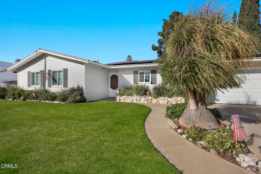 165 Oaklawn Avenue, Oak View, CA 93022