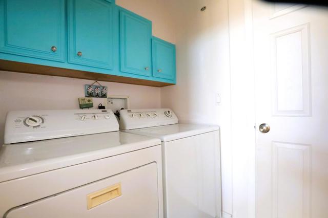 14685 Oka, Los Gatos CA: https://media.crmls.org/mediaz/a06b49a9-81ff-49f2-aef0-eb41cf1ecea3.jpg