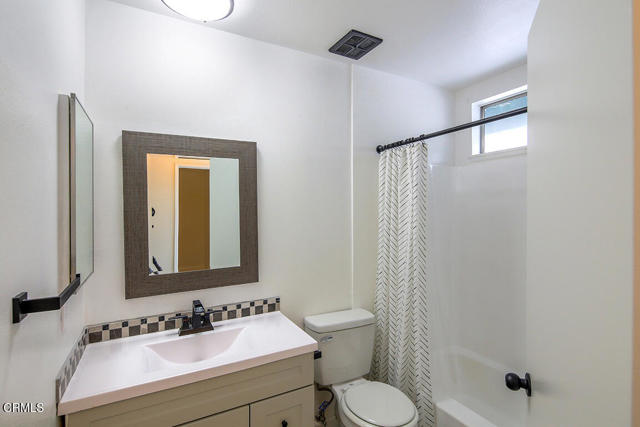 6832 1/2 Saint Estaban Street, Los Angeles CA: https://media.crmls.org/mediaz/a06bb057-0fd6-414d-8231-056ab7445cae.jpg