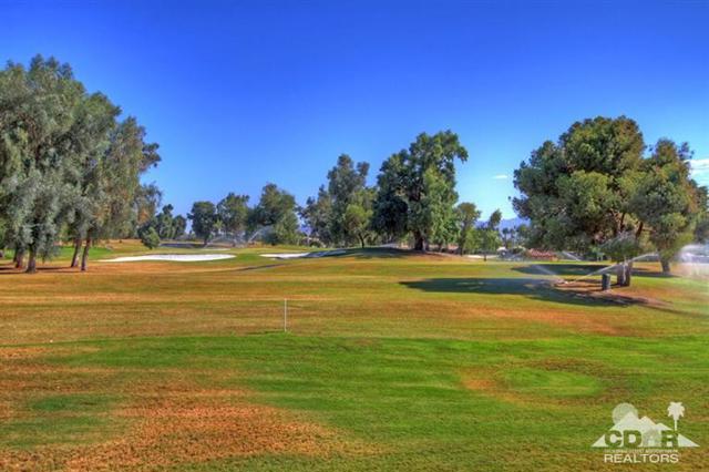 35058 Mission Hills Drive, Rancho Mirage CA: https://media.crmls.org/mediaz/a06d5ef0-edf4-4620-8e10-96c99f5e75b3.jpg