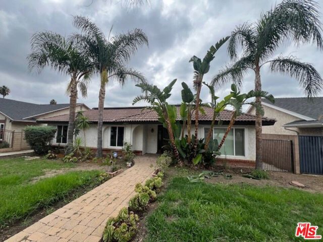 16650 Rinaldi Street, Granada Hills CA: https://media.crmls.org/mediaz/a06e663c-b185-4d97-a489-111e4654d2d0.jpg