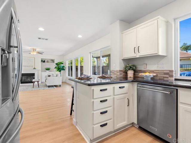 Detail Gallery Image 15 of 38 For 40595 Heyerdahl Ave, Murrieta,  CA 92563 - 4 Beds | 2 Baths