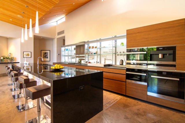 740 N Prescott Drive, Palm Springs CA: https://media.crmls.org/mediaz/a07043d9-64d7-4c29-bf9a-d3072955c2ba.jpg