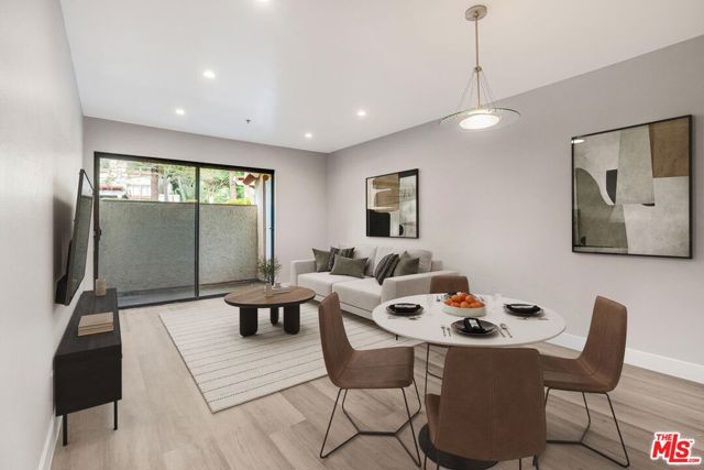 501 Palisades Drive, Pacific Palisades CA: https://media.crmls.org/mediaz/a070bc8c-e9b7-46b9-a923-d0c5b73cdab0.jpg