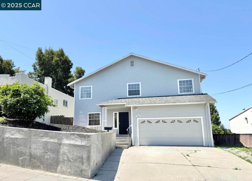 3251 Hyde Street