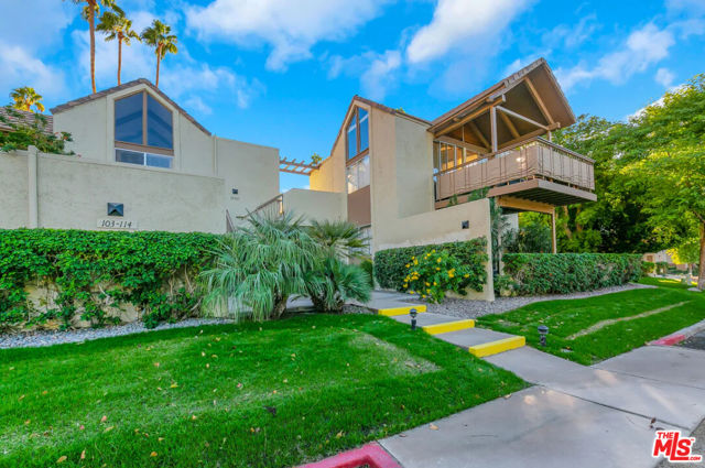 78225 Cabrillo Lane, Indian Wells CA: https://media.crmls.org/mediaz/a0713742-18db-4bdc-bde7-871bfc084845.jpg