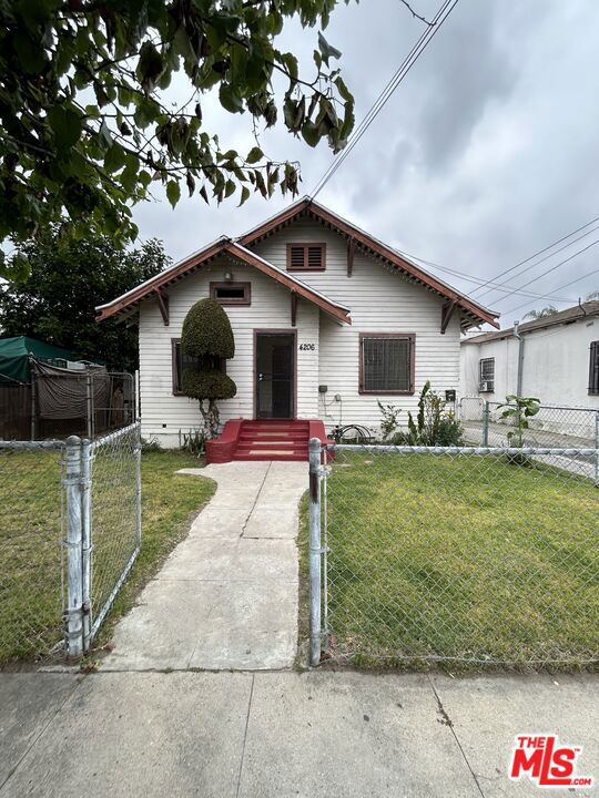 Image 3 for 4206 Naomi Ave, Los Angeles, CA 90011