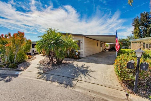 Detail Gallery Image 3 of 45 For 2250 N Broadway #9,  Escondido,  CA 92026 - 2 Beds | 2 Baths