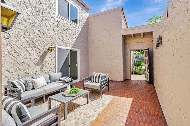 142 Calle Larga, Los Gatos CA: https://media.crmls.org/mediaz/a071a875-2939-47d8-a846-d8bdc5b5473e.jpg