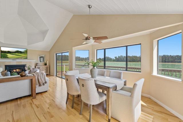 126 Via Novella, Aptos CA: https://media.crmls.org/mediaz/a0727083-442b-4f67-bdc1-1140b24c824a.jpg