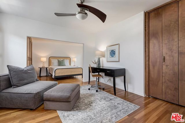 11205 Huntley Place, Culver City CA: https://media.crmls.org/mediaz/a072a029-9cc3-4f50-818f-c00a36b5d195.jpg