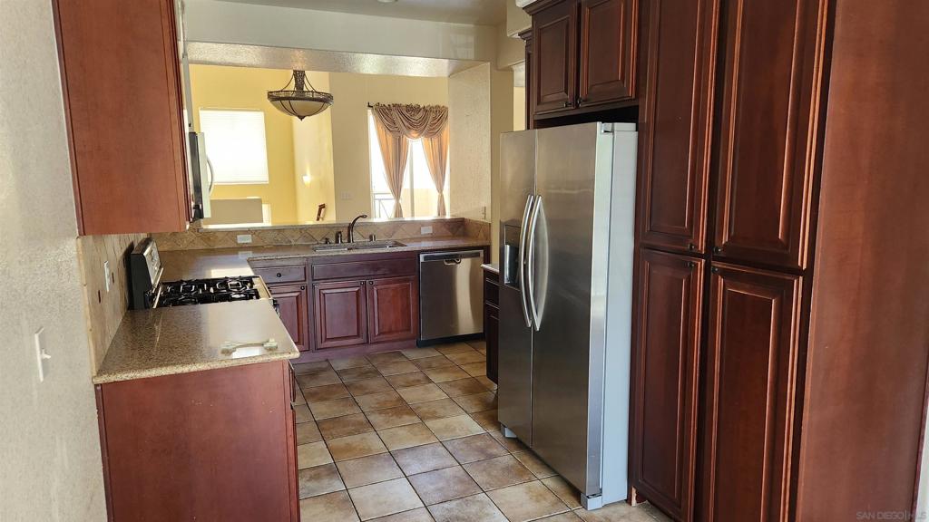 8877 Tribeca Circle - photo 7