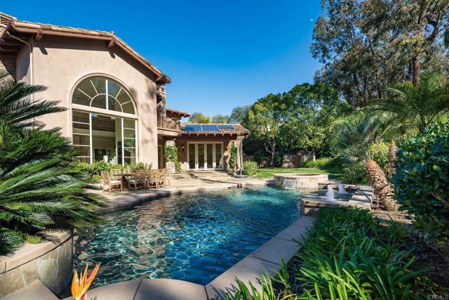 Detail Gallery Image 20 of 43 For 6627 Calle Ponte Bella, Rancho Santa Fe,  CA 92091 - 5 Beds | 6/1 Baths