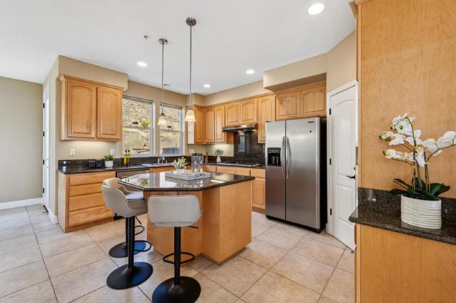 58 Pointe View Place, South San Francisco CA: https://media.crmls.org/mediaz/a0742be7-a70a-4dd9-891e-bf975fbee8df.jpg