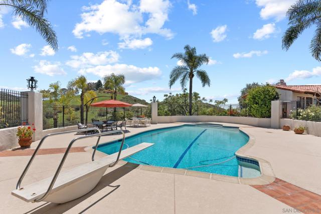 17156 Dos Hermanos, Poway CA: https://media.crmls.org/mediaz/a0748c79-77d2-4ff6-898b-79de1912608f.jpg