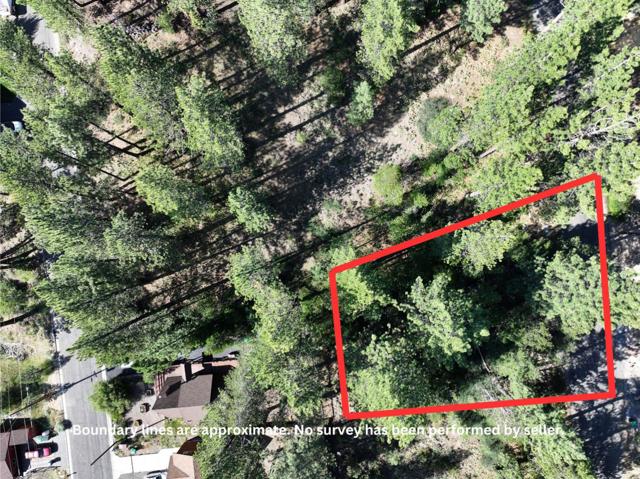 881 Onnontioga Street, South Lake Tahoe CA: https://media.crmls.org/mediaz/a0757c40-123c-44c2-826e-c4d1e402f82c.jpg