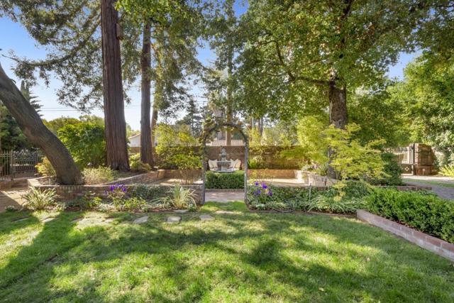 1197 Willow Street, San Jose CA: https://media.crmls.org/mediaz/a075a640-7851-4297-bdd6-87cdca916a2d.jpg