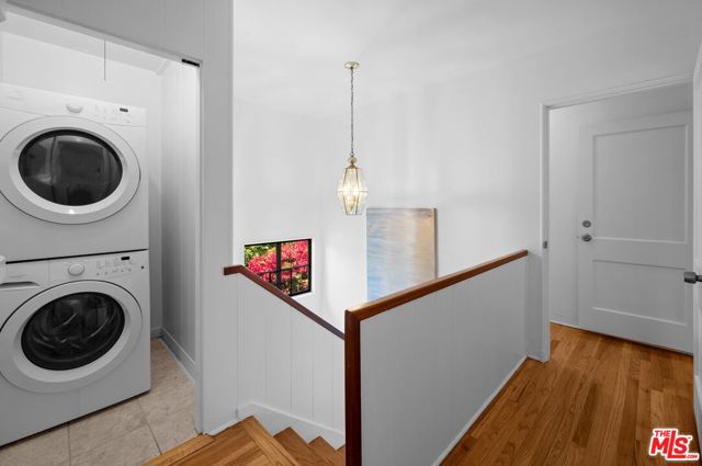 5443 1/2 Village, Los Angeles CA: https://media.crmls.org/mediaz/a075e277-17bd-4d4f-85b7-51aae88bc991.jpg
