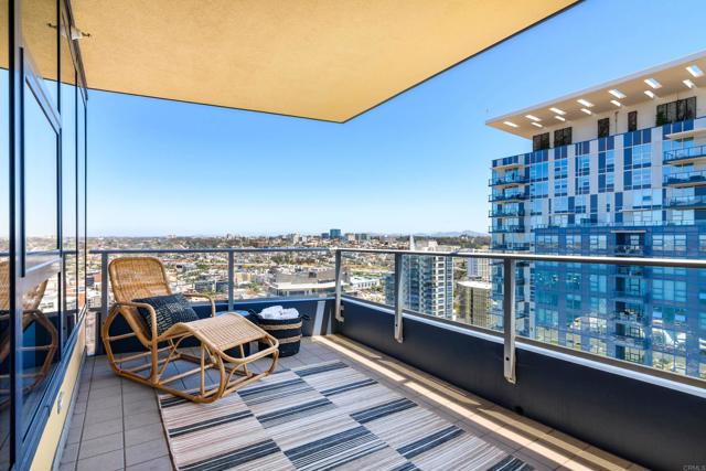1325 Pacific Highway, San Diego CA: https://media.crmls.org/mediaz/a0768115-92f2-4d89-b17c-0cdd5442e56f.jpg