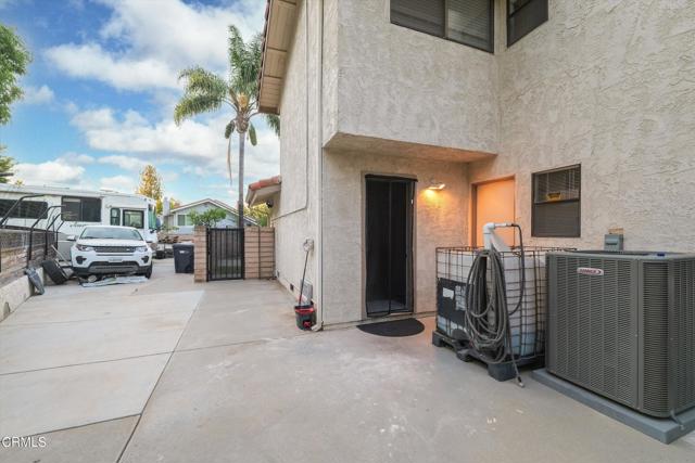Detail Gallery Image 57 of 70 For 652 Stonebrook St, Simi Valley,  CA 93065 - 4 Beds | 2/1 Baths