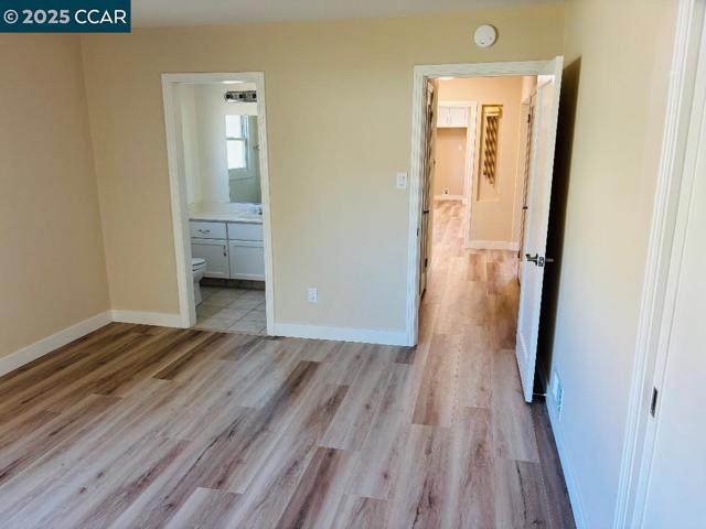 1011 Harbor View Dr, Martinez CA: https://media.crmls.org/mediaz/a0771b69-bdb9-48ef-8ff5-01e12770d807.jpg