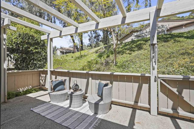 Detail Gallery Image 36 of 39 For 5643 Adobe Falls Rd #C,  San Diego,  CA 92120 - 2 Beds | 2 Baths