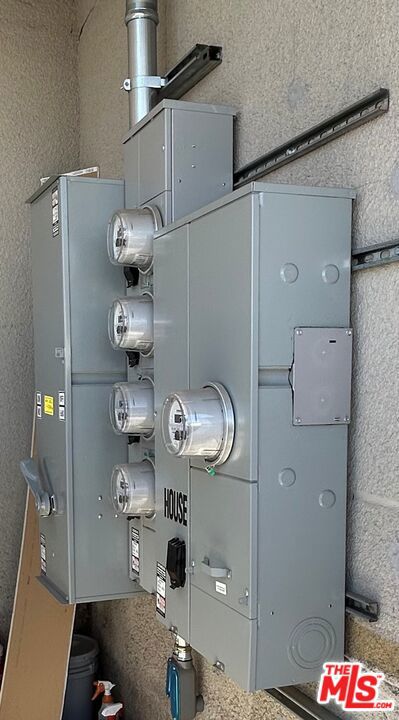 2213 Nelson Avenue, Redondo Beach, California 90278, ,Residential Income,Sold,Nelson,25609459 2213 Nelson Avenue, Redondo Beach, California 90278, ,Residential Income,Sold,Nelson,25609459